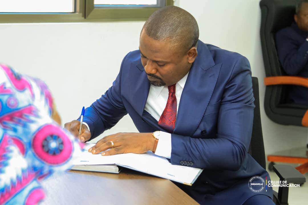 Services Administratifs